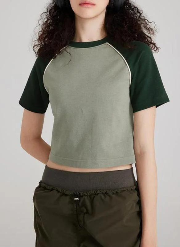 Women&prime;s Round Neck Short Sleeve Raglan Sleeve Tee Color Stitching Crop T-Shirt