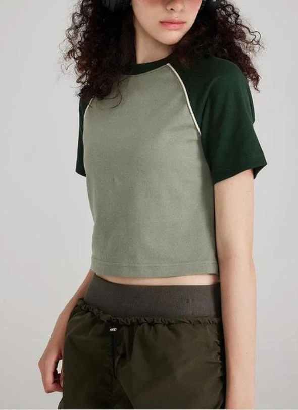 Women&prime;s Round Neck Short Sleeve Raglan Sleeve Tee Color Stitching Crop T-Shirt