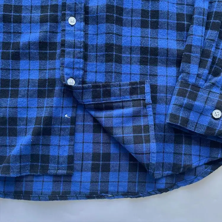 Personalized Custom Loose Fitted Blue and Black Plaid Casual Thick Flannel Cotton Flannel Shirts for Men