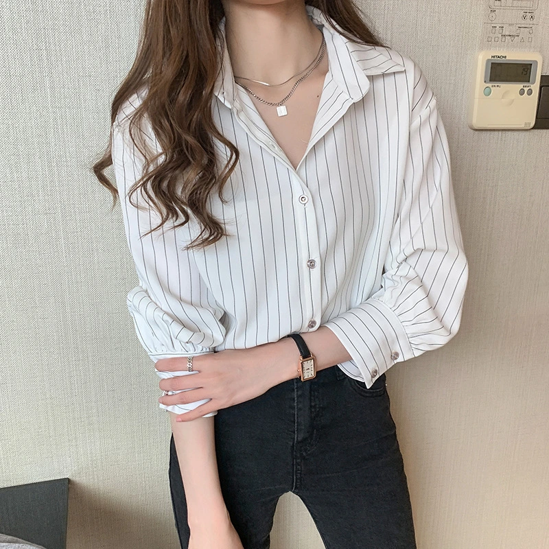 Hot Fashionabke Casual Design White Striped Long Sleeve Shirt for Women