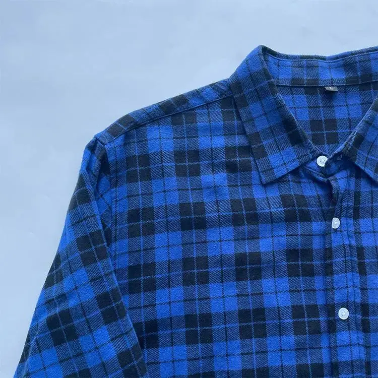 Personalized Custom Loose Fitted Blue and Black Plaid Casual Thick Flannel Cotton Flannel Shirts for Men