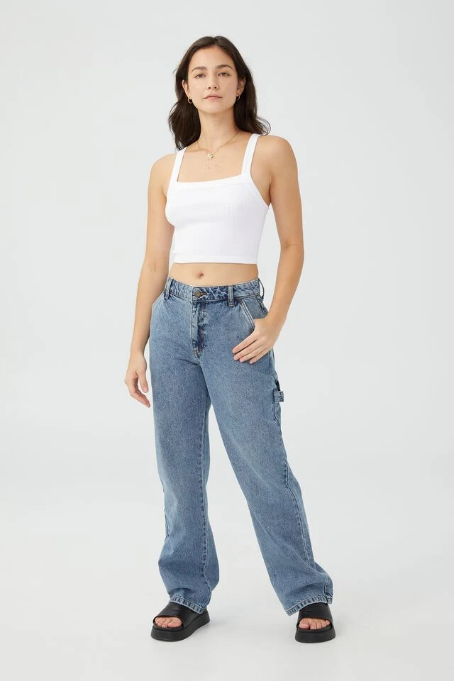 Women Non-Stretch Quality Straight Leg Baggy Denim Pants with Hammer Loop and Side Pocket Detail on Side Seam Relaxed Fit Jeans