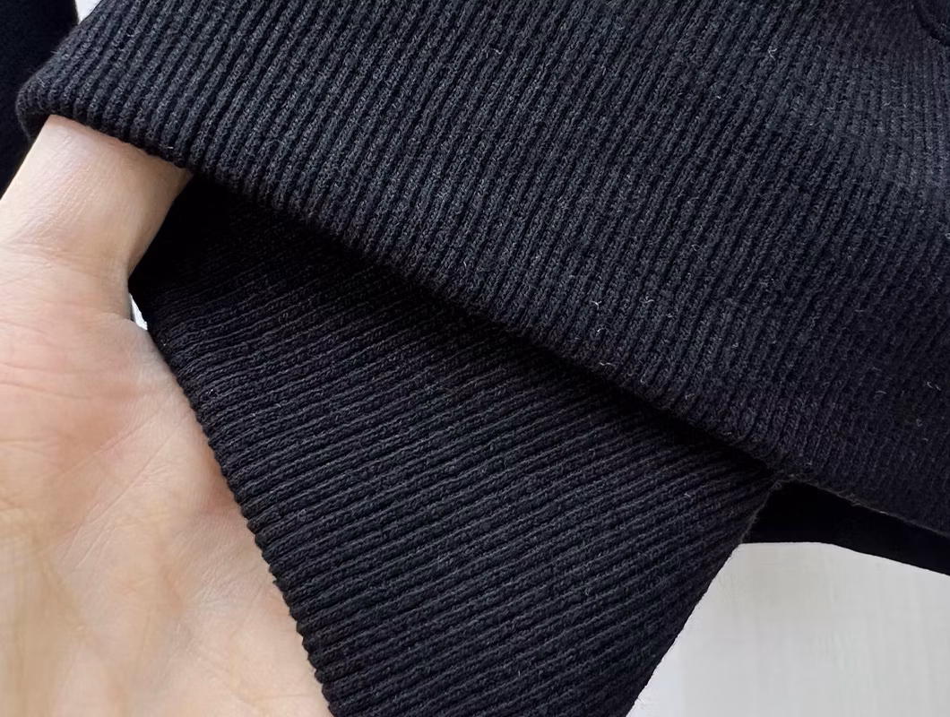 Top Quality Small Stand-up Collar Shirt Embroidered with Elegant Silk for Stylish Women