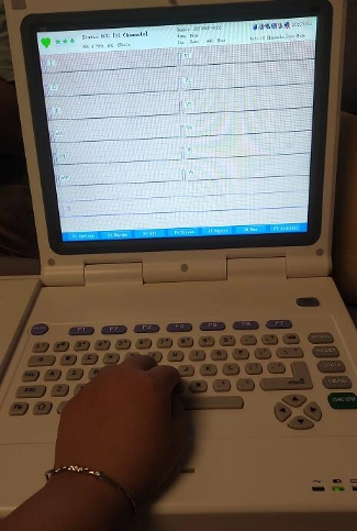 12 Channels Cardiology Twelve EKG Machine, Hospital Digital ECG EKG Electrocardiograph