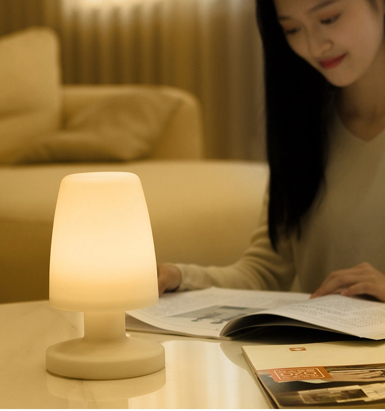 Wholesale Modern Small Home Decoration Rechargeable LED Table Lamp