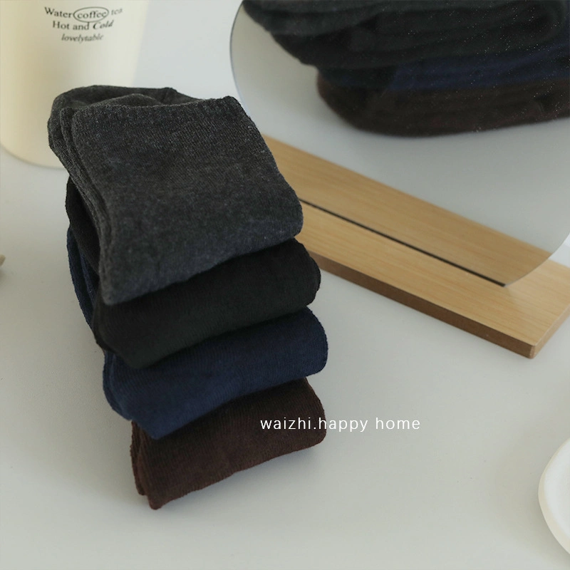 Men&prime;s Winter Thickened Terry Japanese Solid Color MID-Thigh Socks Warm Comfortable Towel Bottom Cotton Socks