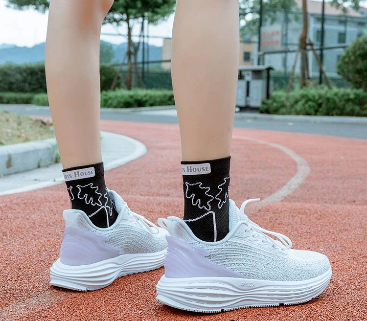 Gym Street Wear Sport Stocking School Children Custom Manufacturer Circulation Medical Running Athletic Nurse Running Cotton Men Sock