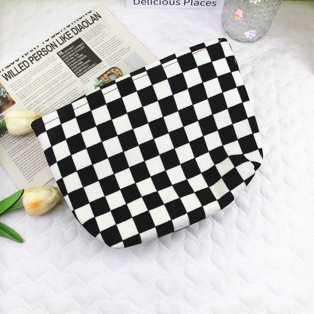 Checkerboard Cosmetic Bag Clutch Bag Portable Toiletries Makeup Case