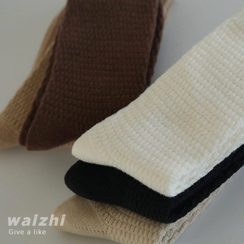 New Imitation Cashmere Curry Japanese Retro Diamond Thick Stripes Thickened MID-Thigh Stacked Socks