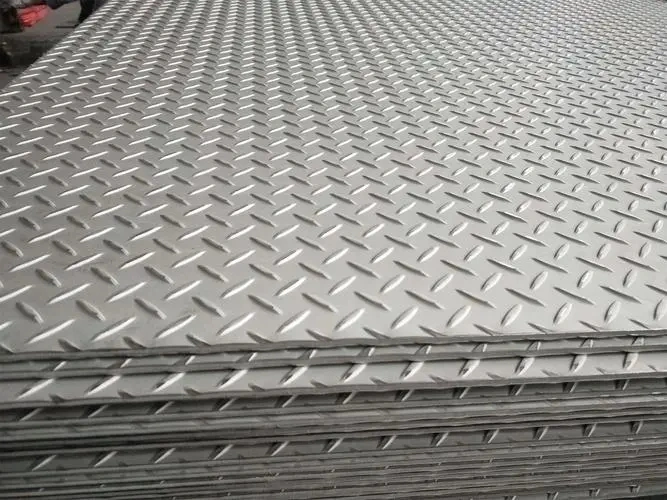 Without Middleman Hot Sales 201 1219X2438 0.6mm Stamped Checkered Steel Plate Decorative Stainless Steel for Anti Skid Floor