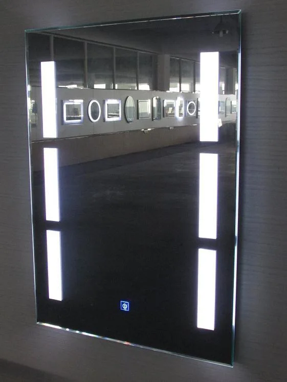 2022 Hot Sell Wall Cosmetic Bathroom LED Lighted Mirror