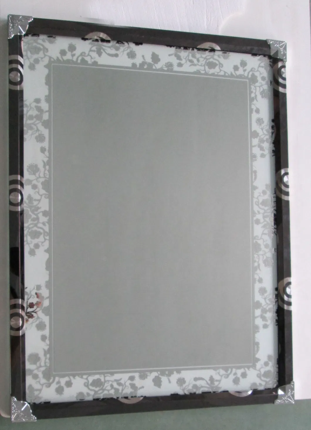 Steel Metal Frame Rustproof New Modern LED Wall Bathroom Mirror