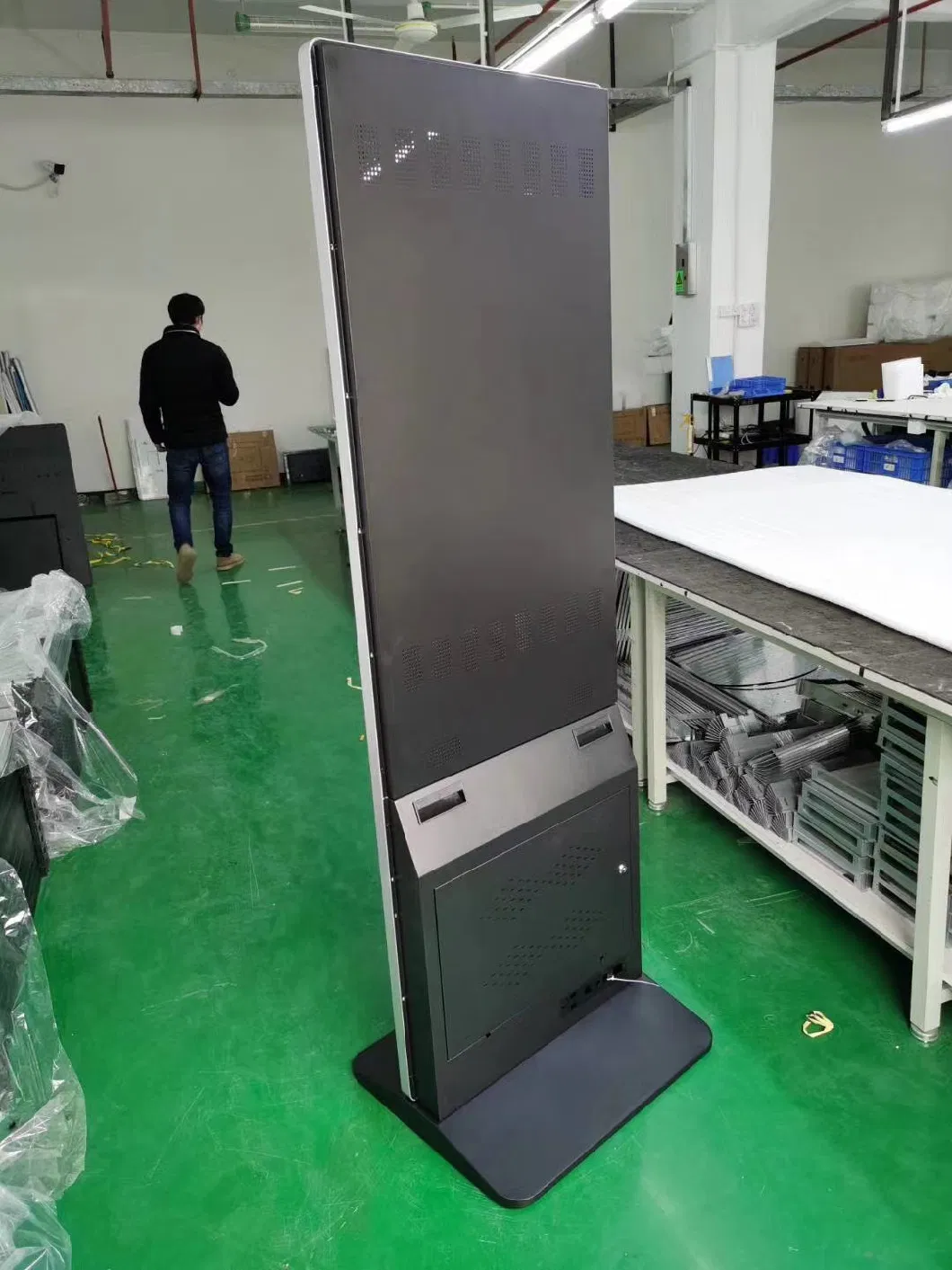 Custom 32/43/55&prime;&prime; Touchscreen Smart Mirror with Cms