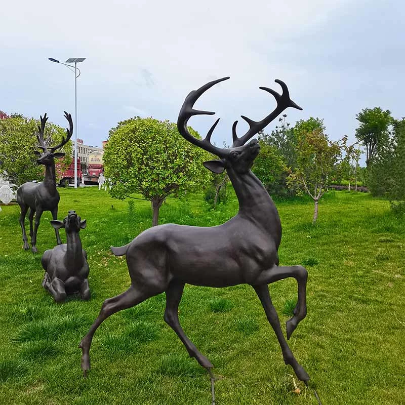 Large Stainless Steel Sculpture Customized Hollow Deer Animal Luminous Landscape Sketch Iron Art Outdoor Metal Mirror Design