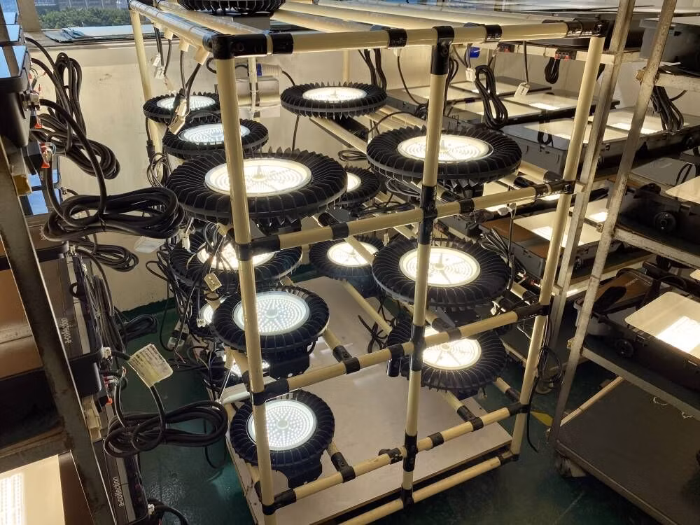 100W 150W 200W 240W 300W High Power Factory Price IP65 Explosion Proof LED High Bay Light with Emergency Back up for Warehouse and Factory