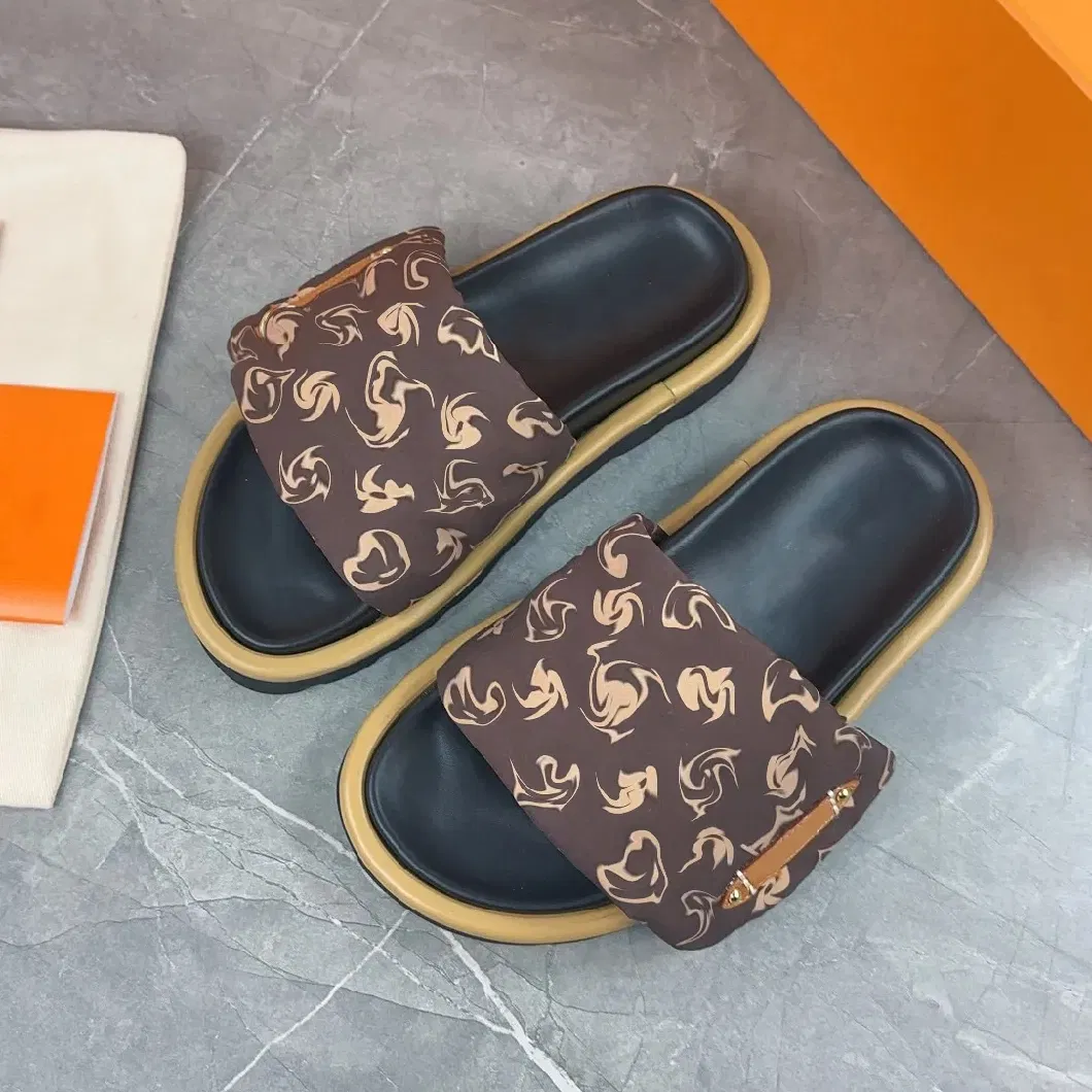 Designer Sliders Slippers Women Men Pool Pillow Flat Comfort Mules Slides Fashion Classic Prints Embossed Summer Sandals Black Grey Beach Fashion Shoes