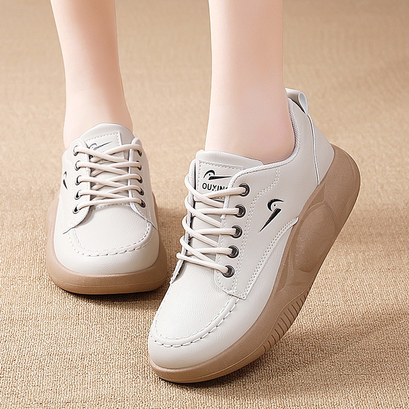 Newsonfly Luxury Women&prime;s Shoes with Sporty Design