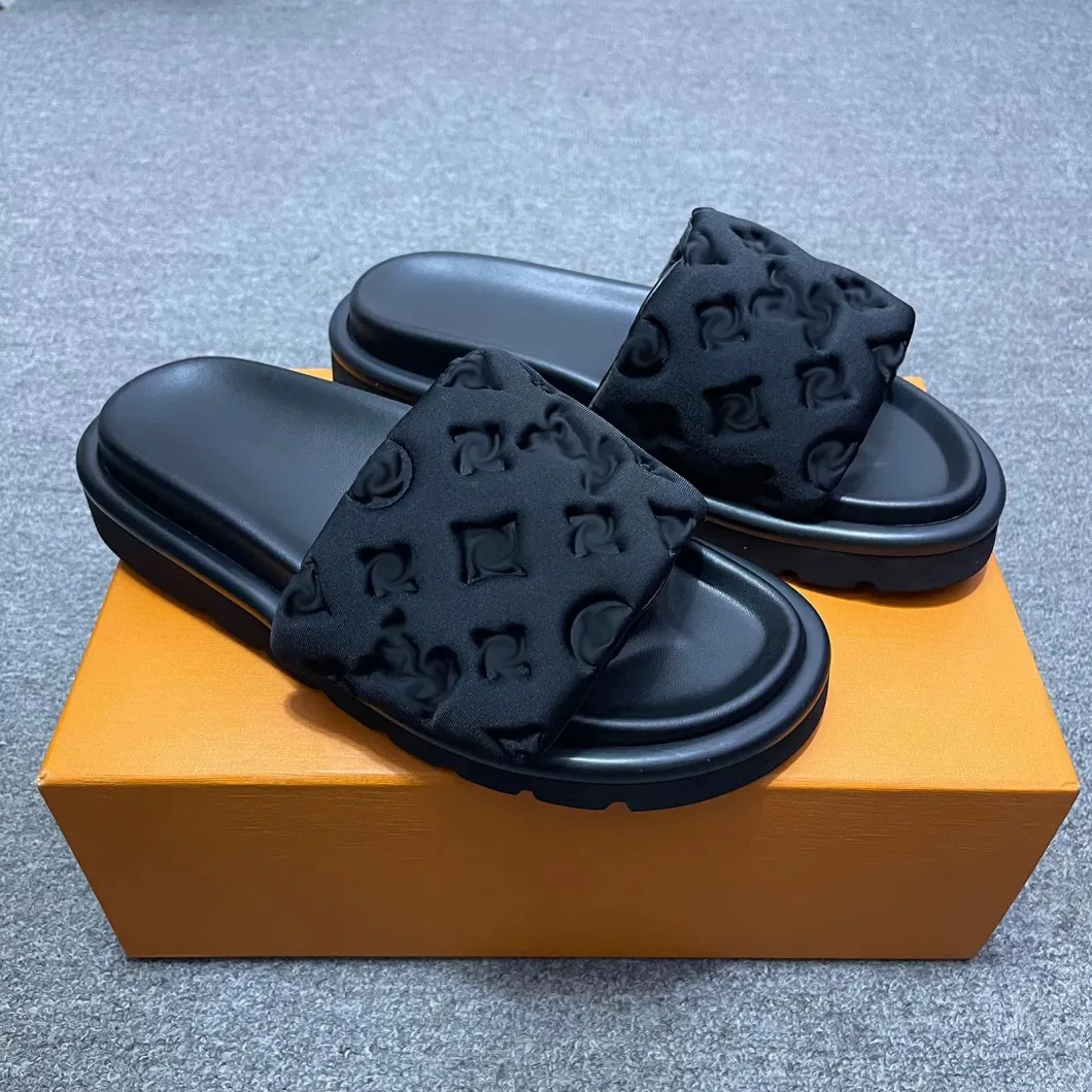 Designer Sliders Slippers Women Men Pool Pillow Flat Comfort Mules Slides Fashion Classic Prints Embossed Summer Sandals Black Grey Beach Fashion Shoes