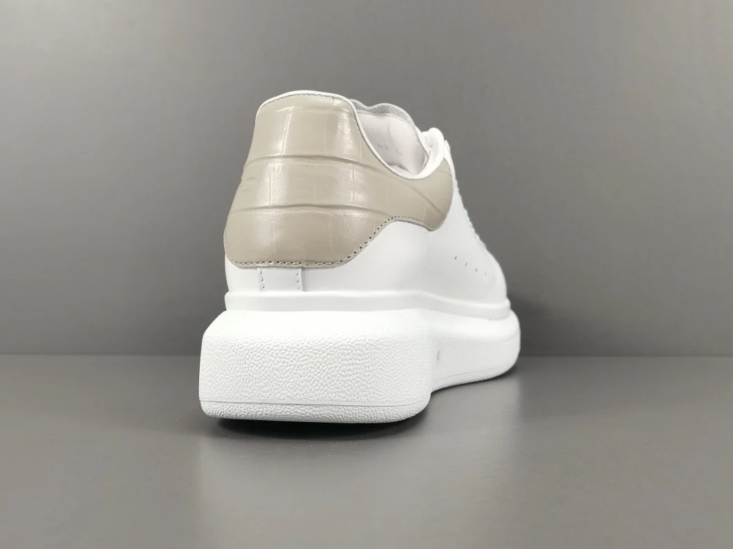 Luxury Designer Branded Replica Original White Khaki Tails Chunky Sneakers Sports Trainer Casual Board Shoes