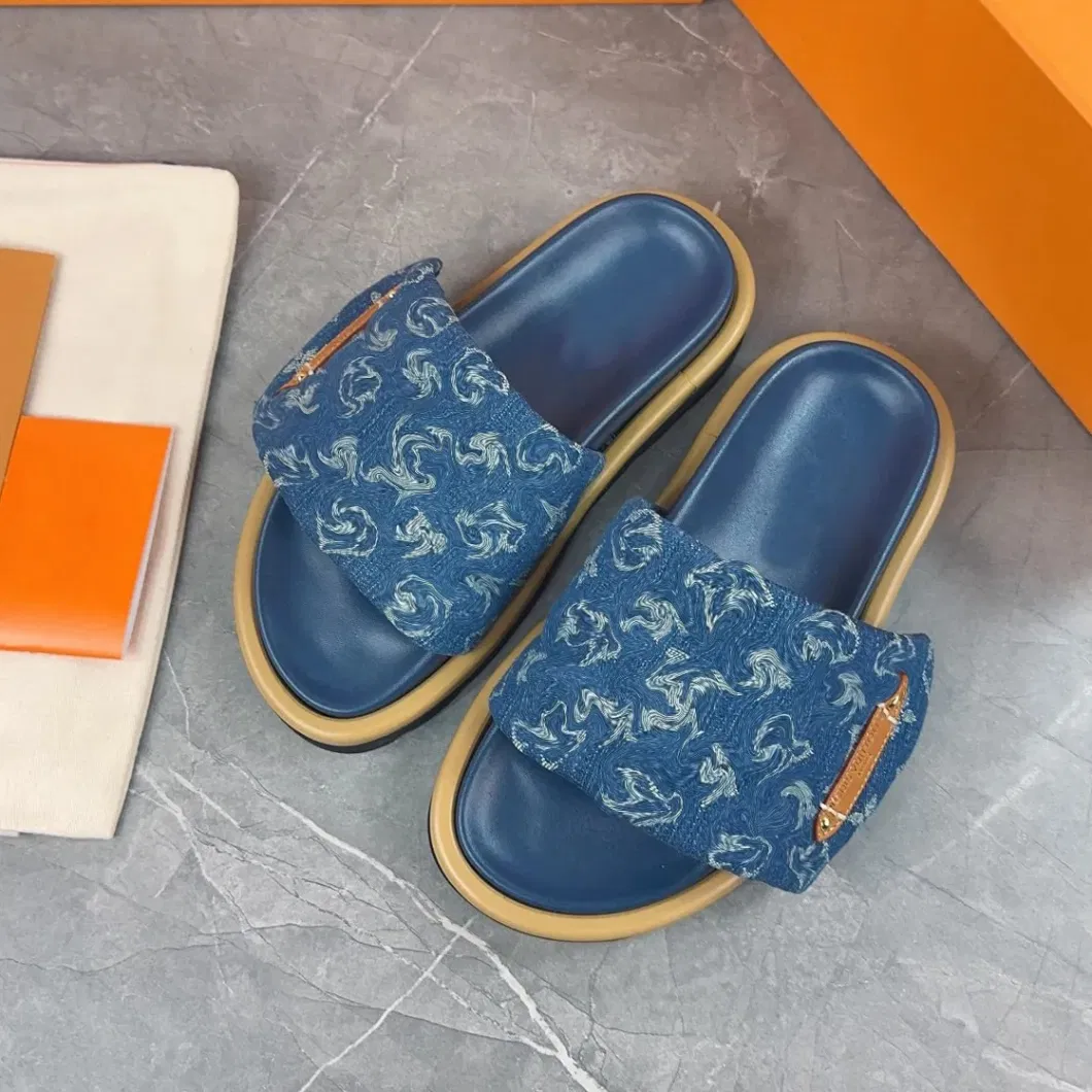 Designer Sliders Slippers Women Men Pool Pillow Flat Comfort Mules Slides Fashion Classic Prints Embossed Summer Sandals Black Grey Beach Fashion Shoes