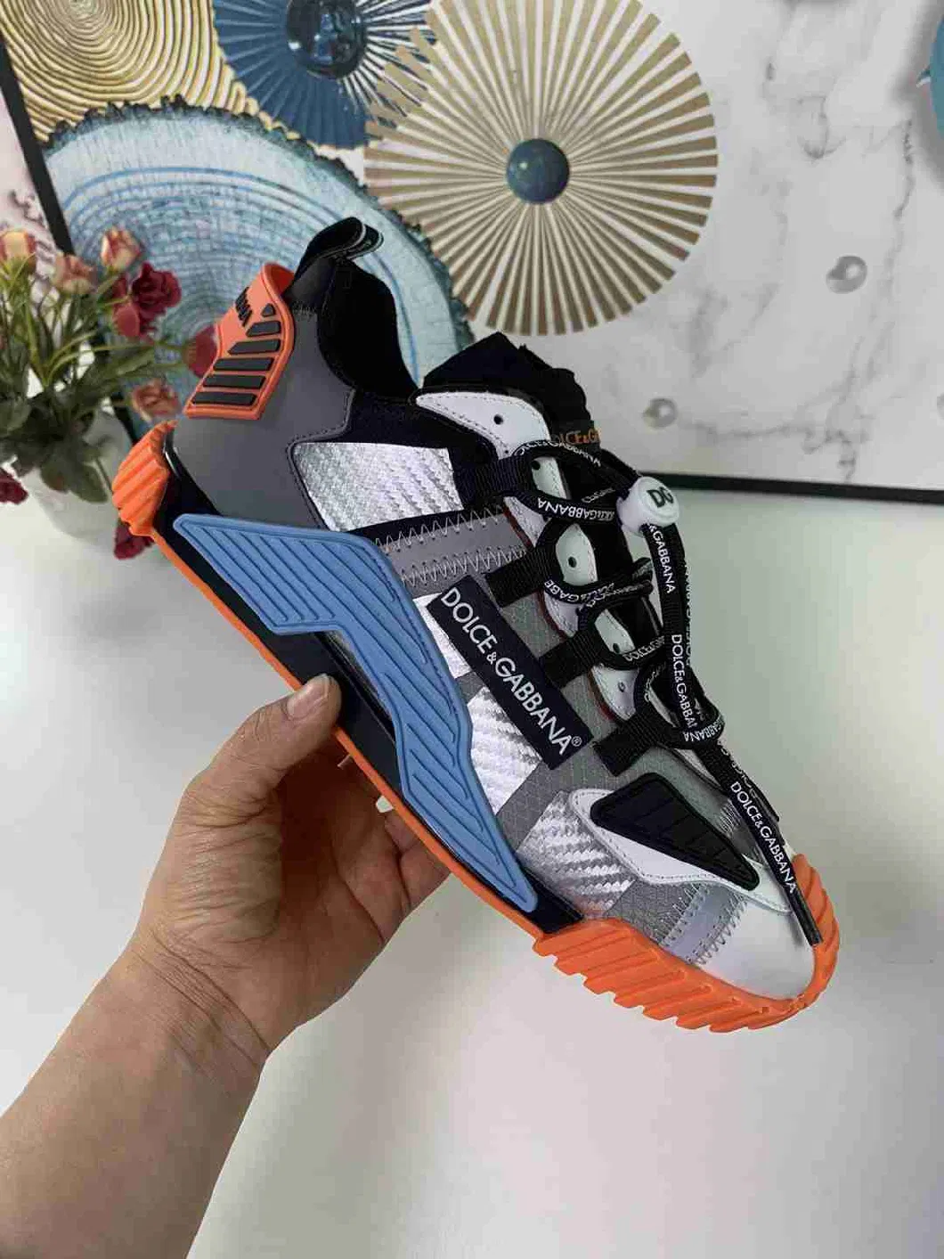 The Latest Color Matching Sports Casual Shoes Color Men&prime;s Shoes