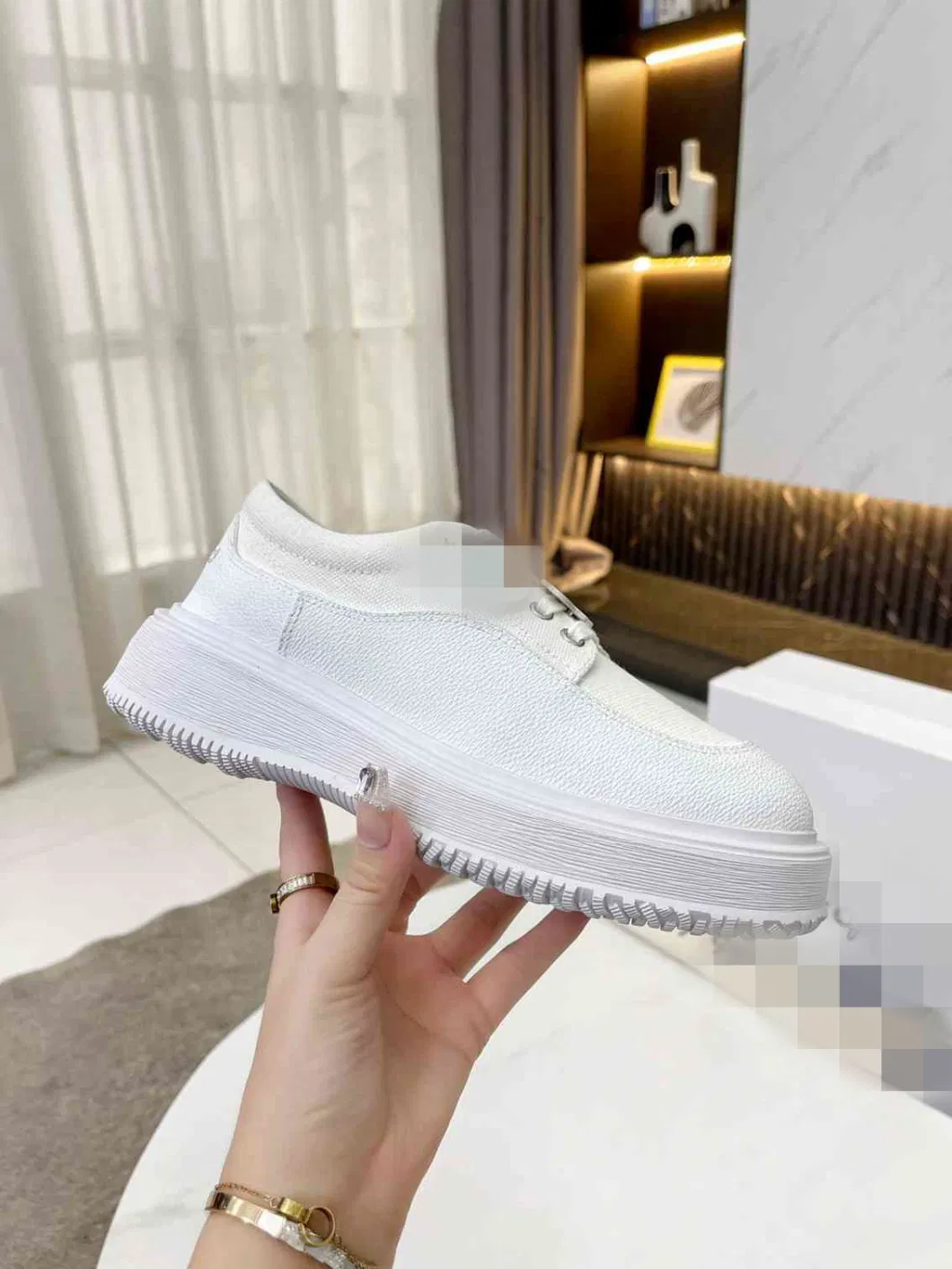 Thick Sole Women Walking Style Leisure Wear Anti-Slippery Comfortable Ladys Sneakers Female Girls Shoes