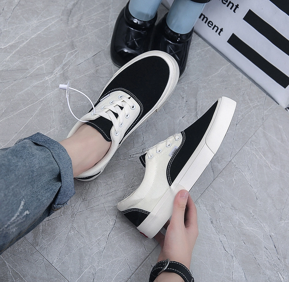 Wholesale Fashion Black White Color Matching Walking Style Mens Vulcanized Shoes Slip