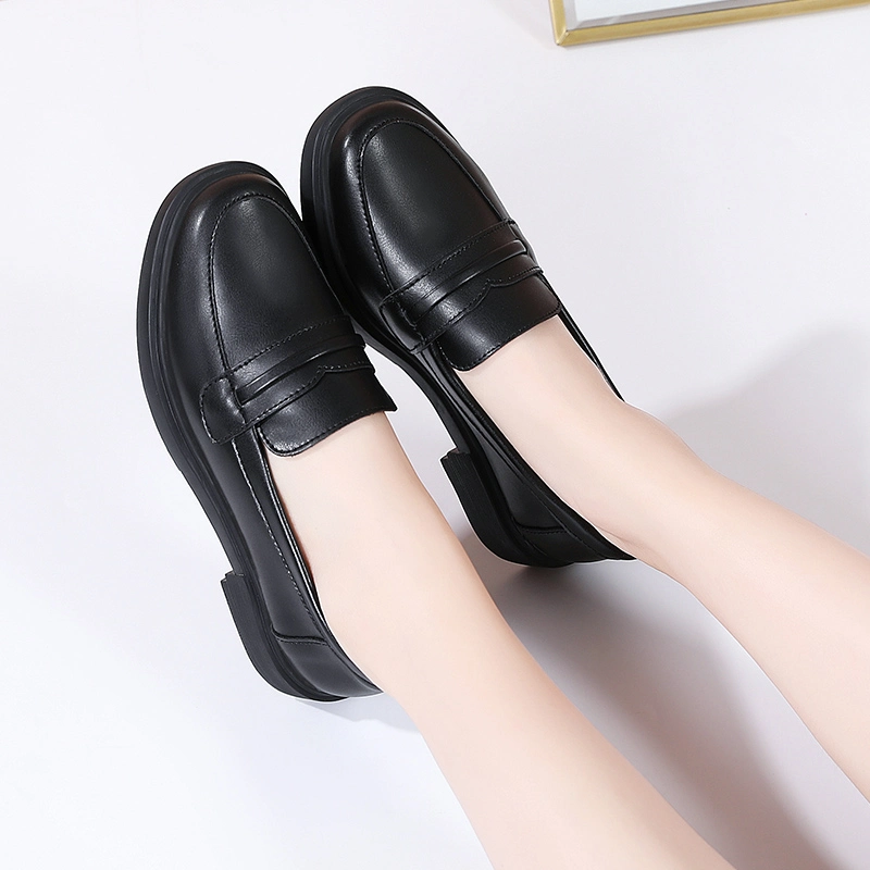 Casual Shoes Ladies Loafer with Latest Fashion Design