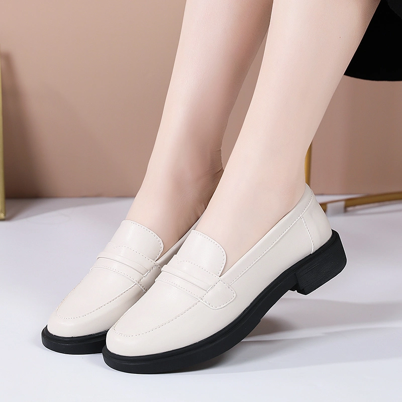 Comfortable Slip-on Women&prime;s Loafers for Casual and Formal Wear