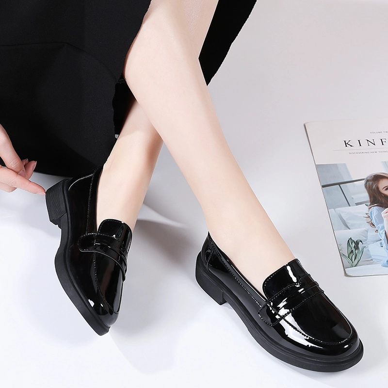 Comfortable Slip on Women&prime;s Fashion Loafers