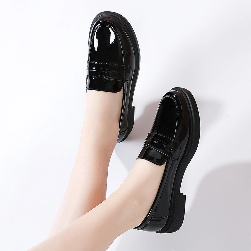 Comfortable Slip on Women&prime;s Fashion Loafers