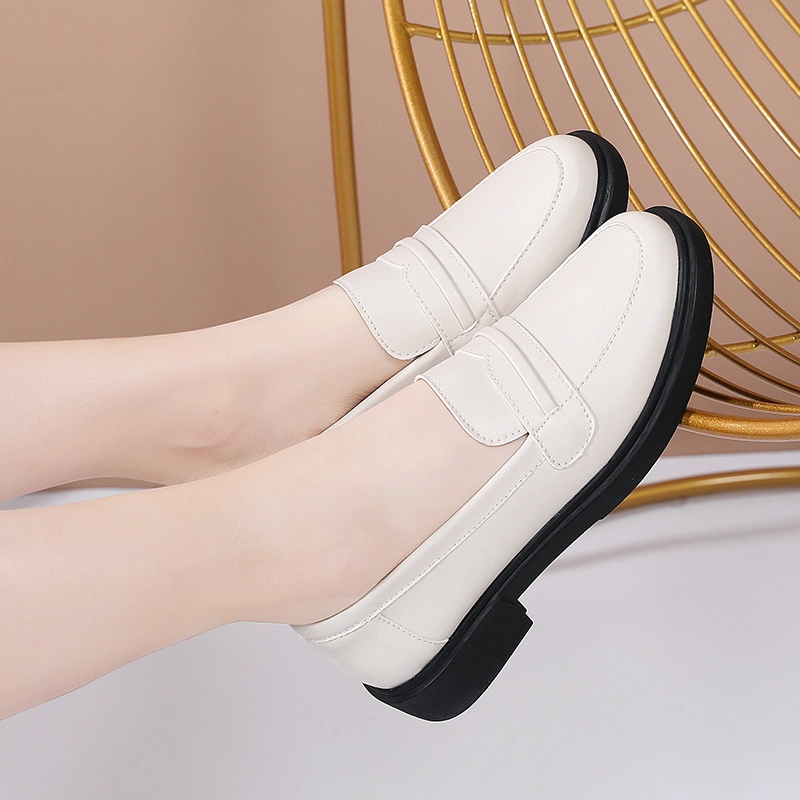 Comfortable Slip on Women&prime;s Fashion Loafers