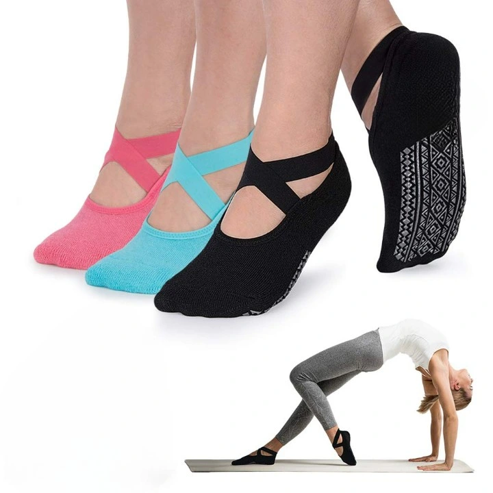 Customized Fashionable Non Slip Grips Pilates Barre Ballet Dance Women Yoga Socks