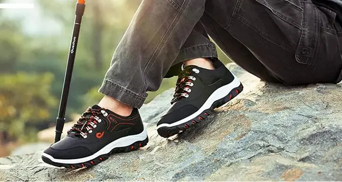 Outdoor Trekking Footwear Men&prime;s Hiking Shoes (231)