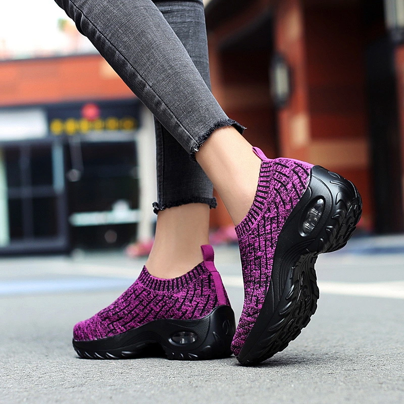 Breathable Flyknit Upper Gym Sports Shoes Running Shoes Walking Marathon Sneaker Shoes for Women or Ladies