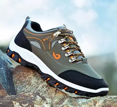 Outdoor Trekking Footwear Men&prime;s Hiking Shoes (231)