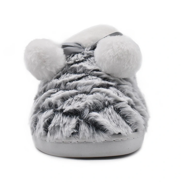 Factory Direct Customized Wholesale POM POM Plush Fluffy Embossed Mule Women Comfortable Indoor Slippers