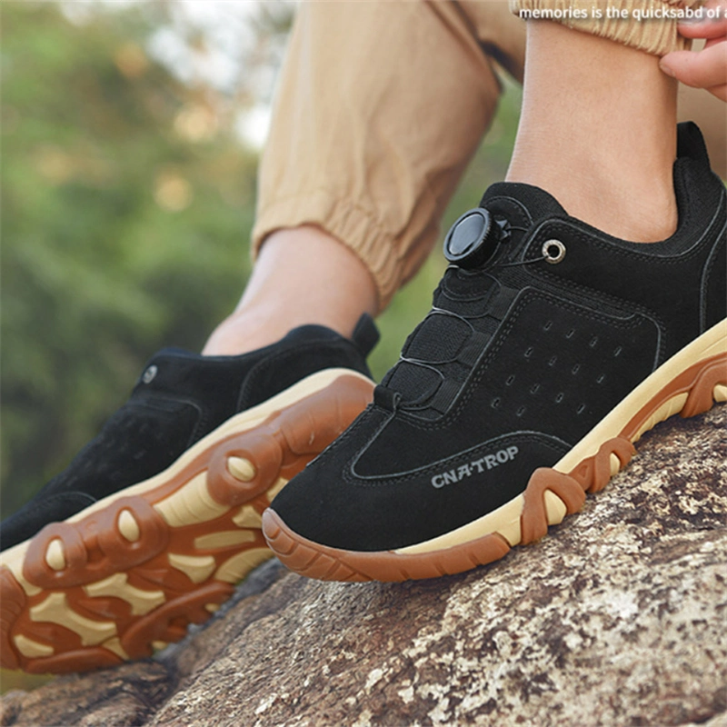 Hot Sale Black Suede Man Outdoor Sports Sneaker Shoe with Soft Rubber Outsole