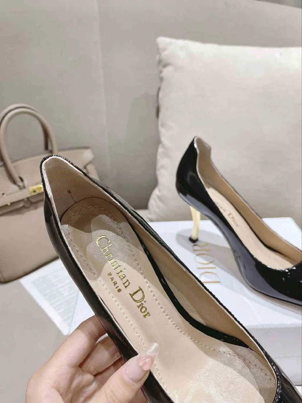 Thin Comfortable Fashion Temperament Patent Leather Sheep Skin Women High Heel Shoes