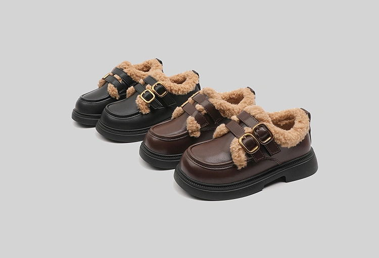 Children&prime;s English Style Plus Cashmere Two Cotton Warm Small Leather Shoes 2023 Winter Shoes