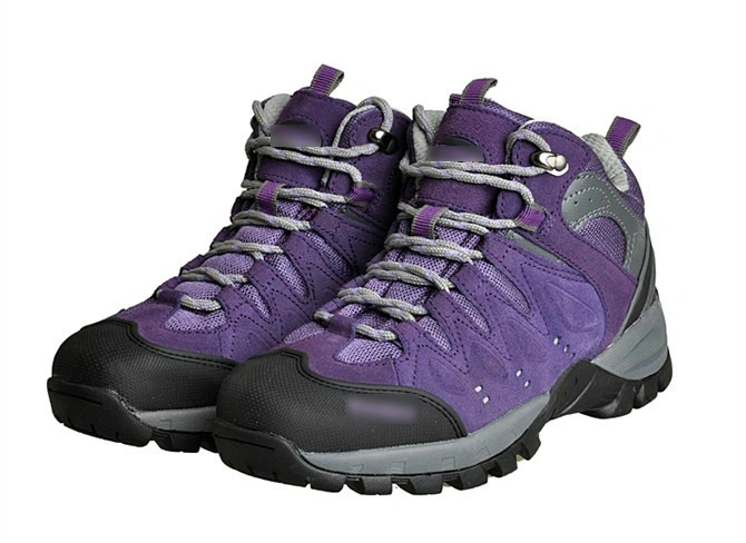 Women&prime;s Trekking Shoes