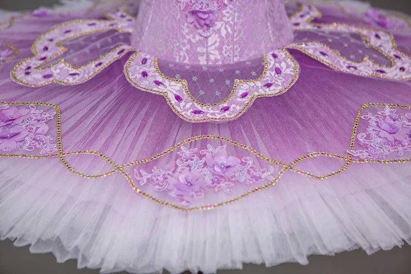 High Quantity MOQ 1PCS Custom Size Performance Competition Elegent Purple Adult Ballet Tutu