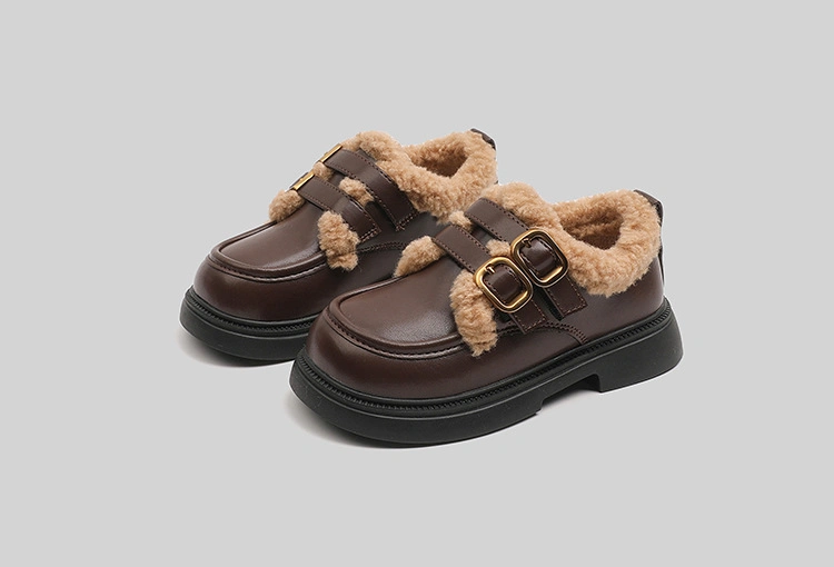 Children&prime;s English Style Plus Cashmere Two Cotton Warm Small Leather Shoes 2023 Winter Shoes