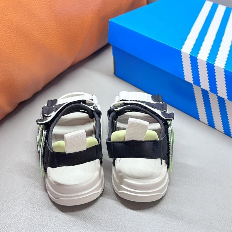 Factory Price Wholesale Price High-End Luxury Boys Girls Children&prime;s Shoes Children&prime;s Shoes Children&prime;s Sandals White Blue Black Red