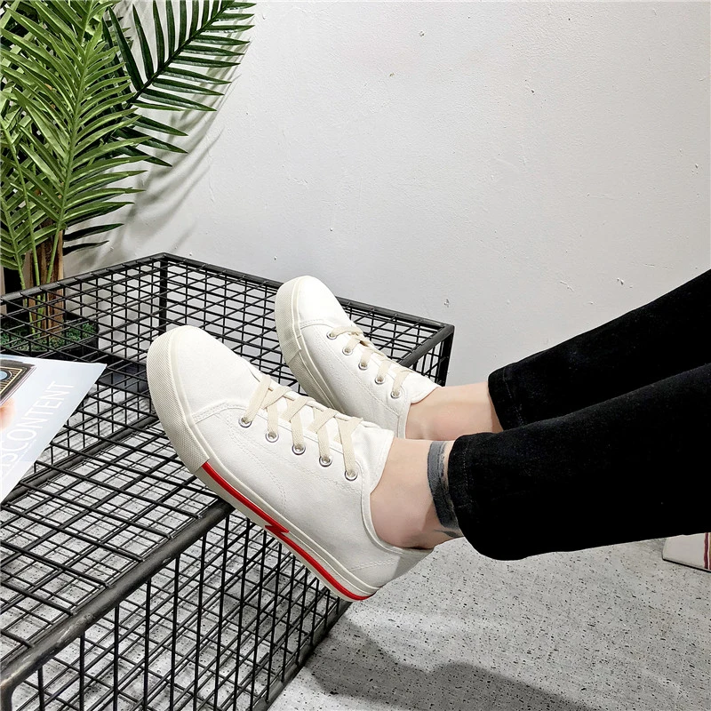 2023 Stylish Canvas Thick Sole Women Walking Style Leisure Wear Comfortable Ladys Sneakers Female Girls Shoes