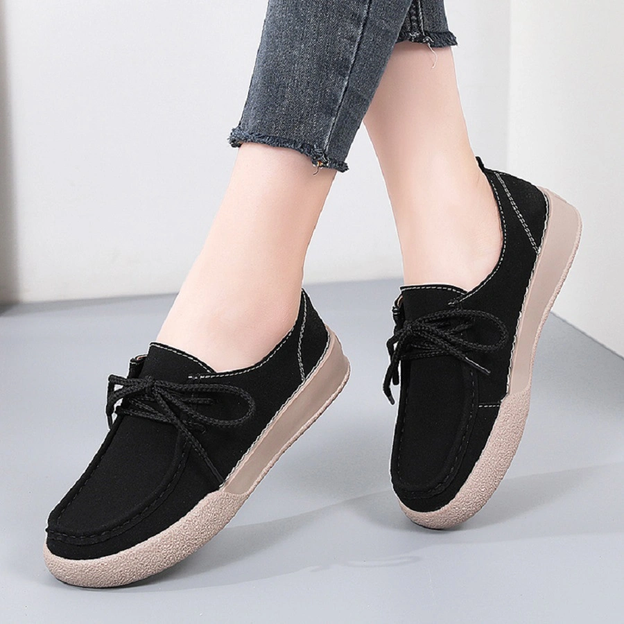 Spring and Autumn New Shoes Soft Leather Soft Bottom Wide Large Size Women&prime;s Shoes 41 - 44 Comfortable Anti-Skid Shoes