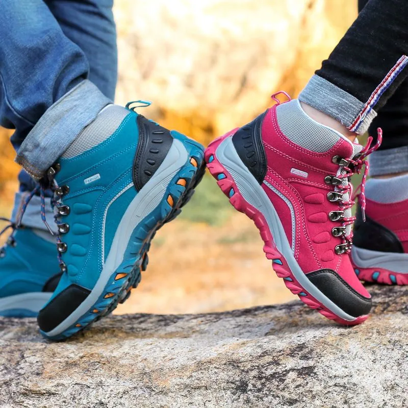 Lovers Outdoor Hiking Shoes New Waterproof Non-Slip Wear-Resistant Warm Snow Boots Sports Hiking Shoes for Women and Men