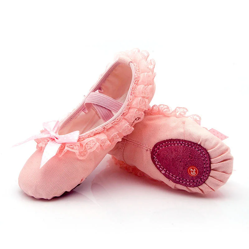 Children&prime;s Dance Shoes Soft Soles Girls Lace Ballet Practice Cat Claw Shoes