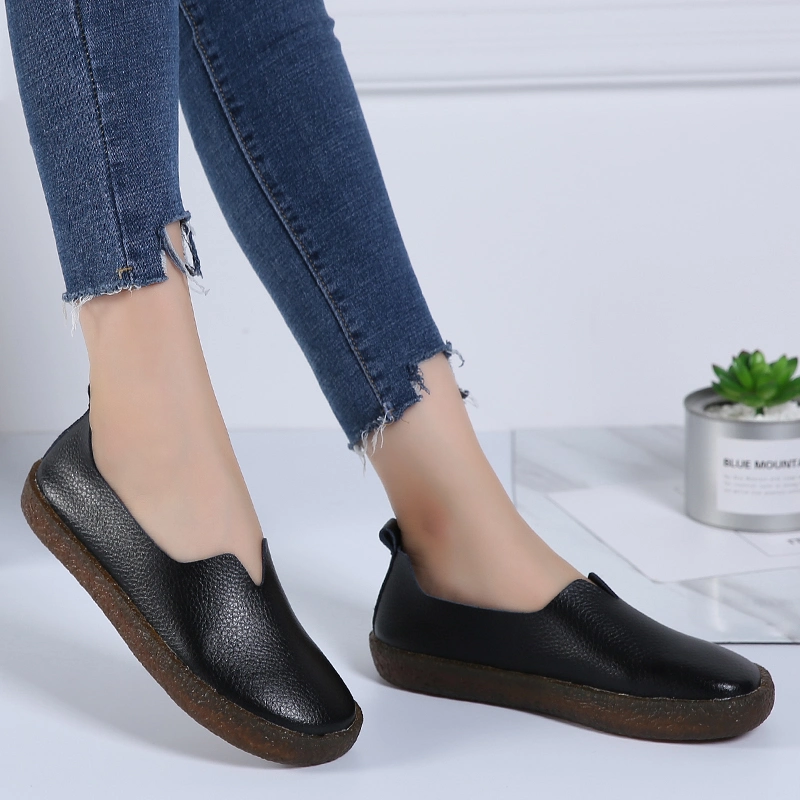 Factory Price Multicolor Fashion Women Casual Slip-on Flat Leather Shoes