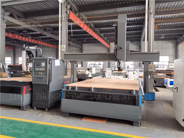 Axis 5 CNC Router CNC High Speed Multi Head 5 Axis